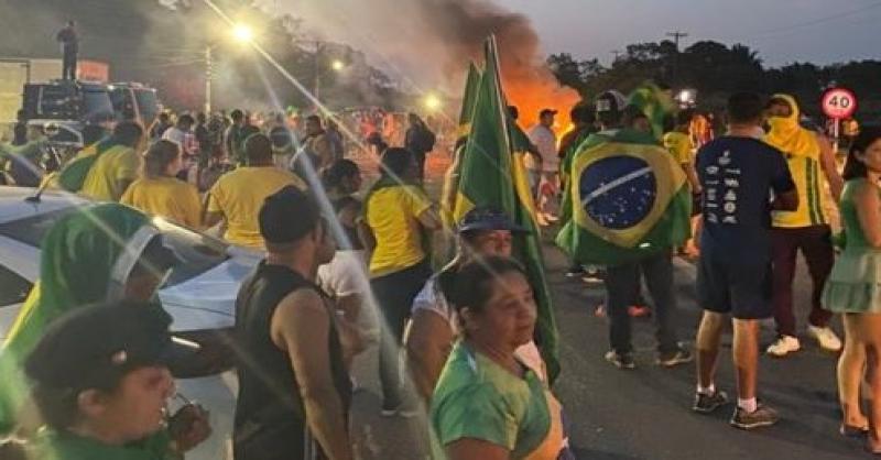 No momento, você está visualizando Ministro Alexandre de Moraes determina que PMs atuem nos estados para desbloquear rodovias