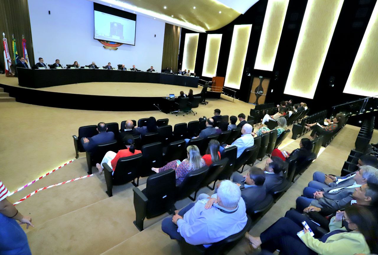 No momento, você está visualizando <strong>TCE-AM fecha 2022 com selo diamante de transparência e modernização no controle das contas públicas</strong>