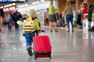 Leia mais sobre o artigo Pedidos de autorização de viagem para crianças aumentaram em torno de 80% neste mês de dezembro