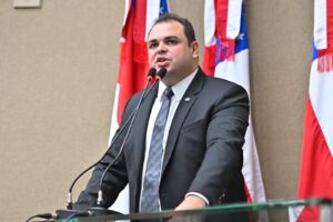 Leia mais sobre o artigo No ‘Janeiro Branco’, deputado Roberto Cidade destaca lei que estabelece a Política Estadual de Diagnóstico e Tratamento da Depressão