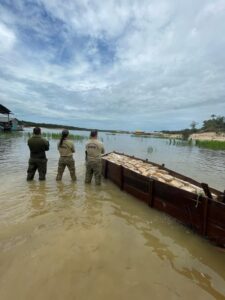 Leia mais sobre o artigo PF apreende duas toneladas de drogas no Amazonas