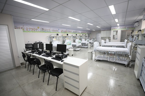 No momento, você está visualizando <strong>Wilson Lima entrega novos leitos de UTI ao Hospital Infantil Dr. Fajardo</strong>