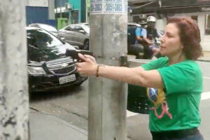 Leia mais sobre o artigo Gilmar Mendes determina busca e apreensão de armas em poder da deputada Carla Zambelli