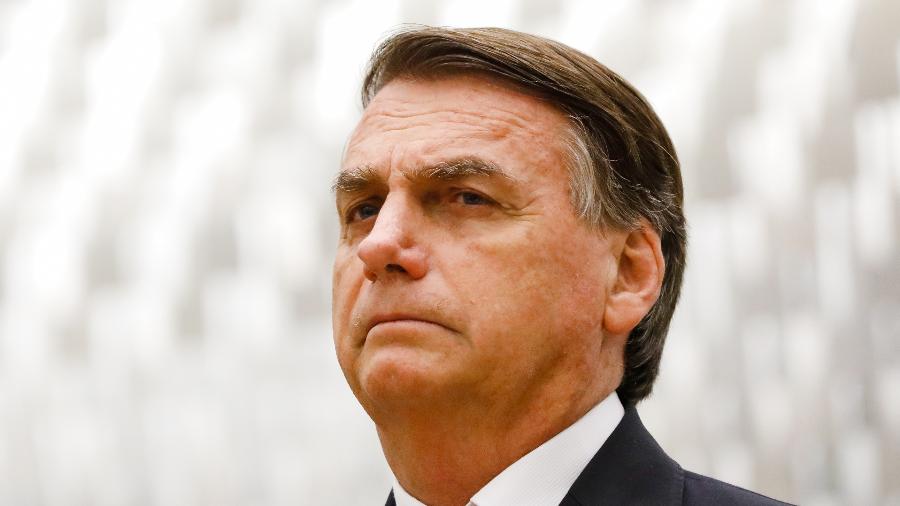 No momento, você está visualizando TSE dá 5 dias para Bolsonaro se manifestar sobre postagem