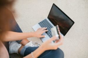Leia mais sobre o artigo <strong>Procon-AM alerta população sobre falsos anúncios de lojas na internet</strong>