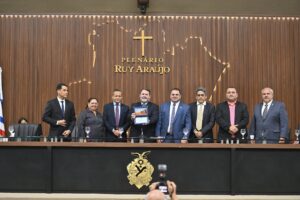 Leia mais sobre o artigo Geradora de emprego e renda no Amazonas, Ambev é homenageada por Roberto Cidade e Adjuto Afonso em Sessão Especial