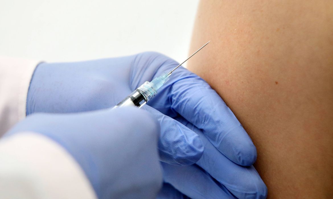 No momento, você está visualizando Anvisa aprova nova vacina contra a dengue
