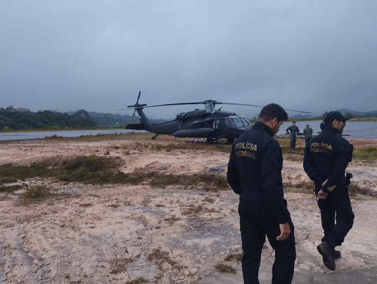 No momento, você está visualizando PF resgata menor de idade que seria usada para prostituição no garimpo
