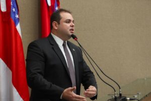 Leia mais sobre o artigo PL de Roberto Cidade institui ‘Semana de Conscientização sobre Segurança Digital’