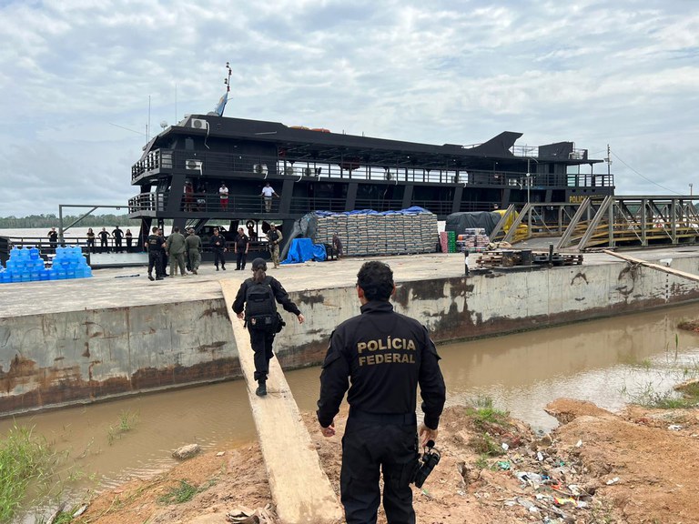 No momento, você está visualizando Polícia Federal instala base fluvial no Vale do Javari/AM