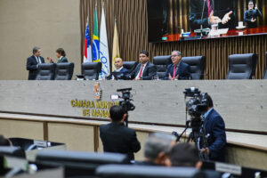 Leia mais sobre o artigo Após mobilização de vereadores, Semef esclarece reajuste do IPTU na Câmara Municipal