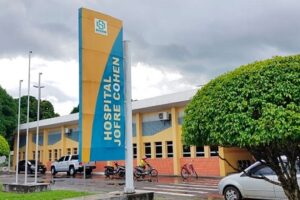 Leia mais sobre o artigo Mulher que se passou por médica em UTI no Amazonas é presa em Recife