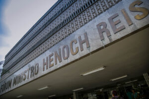 Leia mais sobre o artigo Homem que matou adolescente grávida em Manaus é condenado a 74 anos de prisão