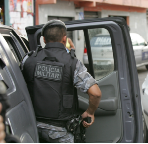 Leia mais sobre o artigo STF decide que policiais e militares não podem advogar em causa própria