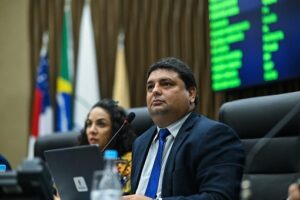 Leia mais sobre o artigo Contra Medidores Aéreos: PL de Caio André é aprovado e segue pra votação final na segunda
