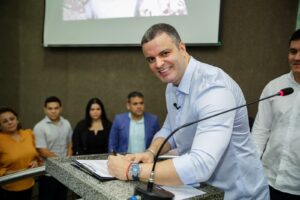 Leia mais sobre o artigo Delegado Rodrigo de Sá é empossado presidente do Partido Progressistas no Amazonas