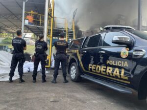 Leia mais sobre o artigo Polícia Federal incinera mais de 1,4 tonelada de drogas em Manaus