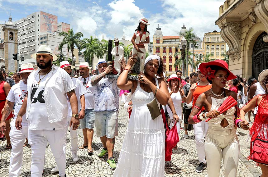 No momento, você está visualizando MPF denuncia radialista por crime de discriminação contra religiões de matriz africana