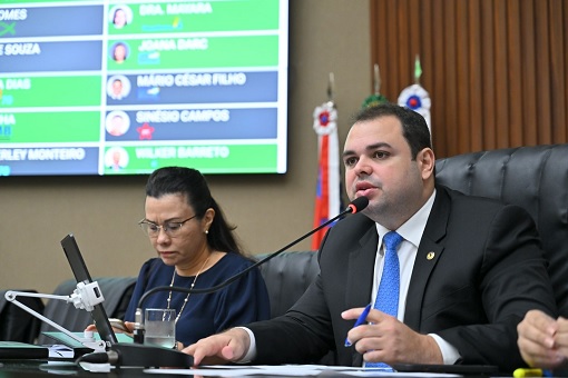 No momento, você está visualizando Leis de Roberto Cidade fortalecem proteção e garantia de direitos ao consumidor