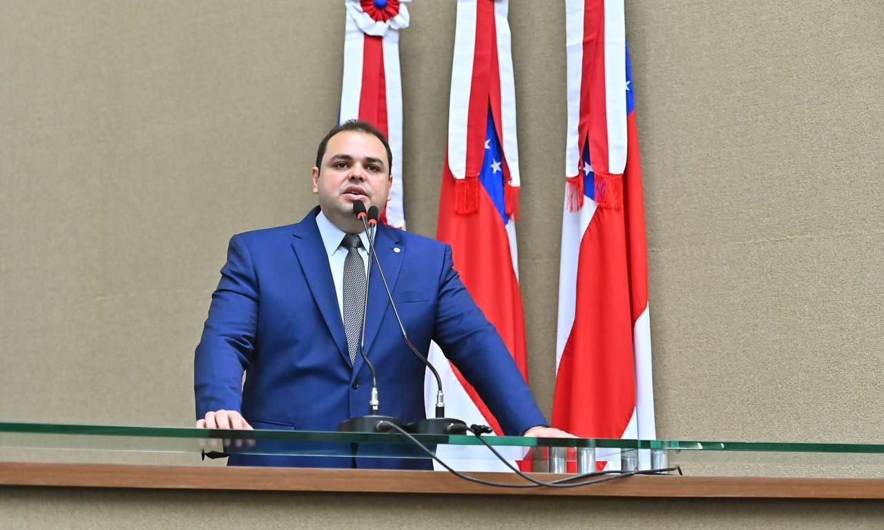 No momento, você está visualizando Em atenção à demanda do deputado Roberto Cidade, rodovia Apuí-Humaitá será recuperada pelo Dnit
