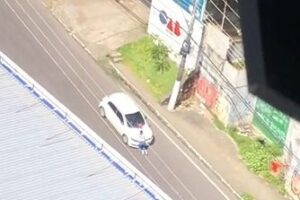 Leia mais sobre o artigo Mulher é arrastada por carro durante protesto em Manaus