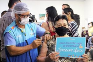 Leia mais sobre o artigo Manaus terá vacinação contra a Covid-19 em 74 pontos nesta semana