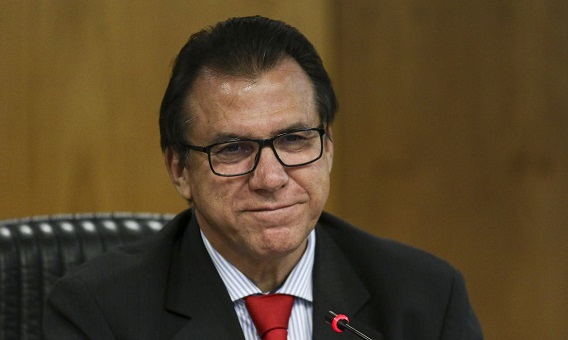 No momento, você está visualizando Ministro confirma isenção do IR para quem ganha até R$ 2.640