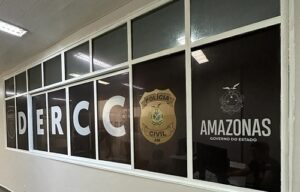 Leia mais sobre o artigo Polícia identifica e apreende adolescentes que mantinham perfis de terrorismo na internet em Manaus