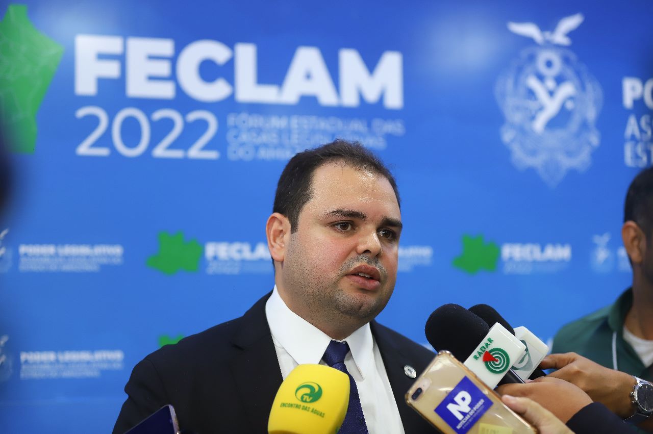 No momento, você está visualizando Presidente da Aleam, deputado Roberto Cidade, destaca importância do Feclam para o fortalecimento do legislativo no interior do Amazonas