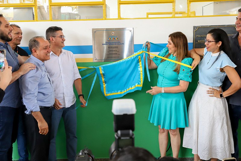 No momento, você está visualizando Prefeitura de Manaus atinge marca histórica de 300 escolas revitalizadas na atual gestão municipal