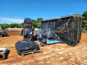 Leia mais sobre o artigo Polícia Federal e Receita Federal apreendem 17 toneladas de mercadorias em Manaus/AM