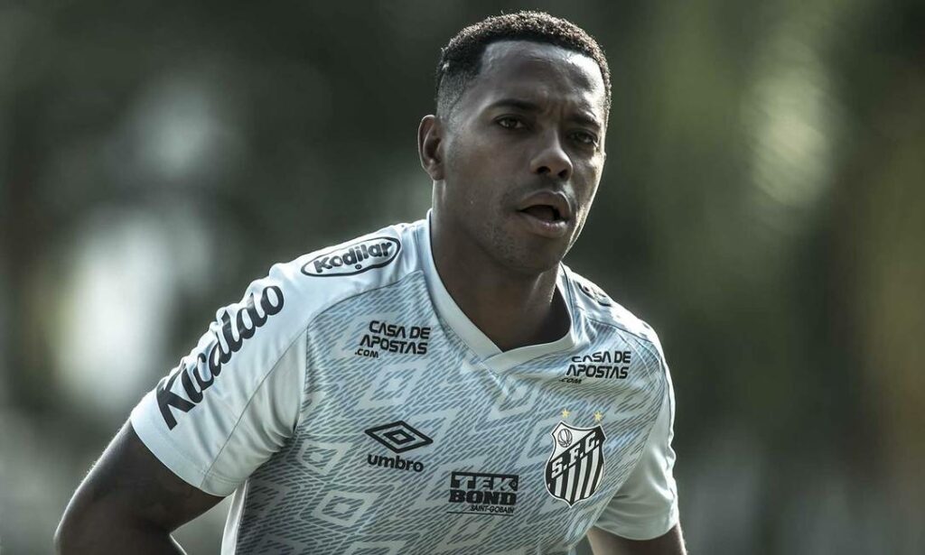 No momento, você está visualizando STJ suspende julgamento de recurso do ex-jogador Robinho