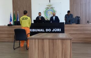 Leia mais sobre o artigo Jovem acusado de matar professor de educação física no Parque 10 é condenado a 13 anos e 10 meses de prisão