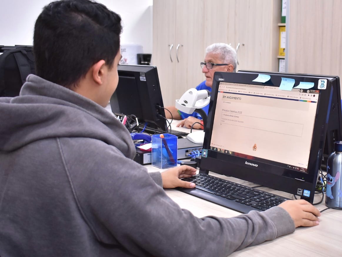 No momento, você está visualizando Prefeitura de Manaus abre inscrições para o Programa Bolsa Idiomas nesta quarta-feira, 26/4