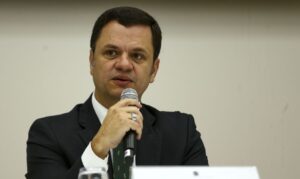 Leia mais sobre o artigo STF nega pedido de liberdade provisória a Anderson Torres