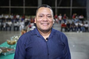 Leia mais sobre o artigo Professor de Língua Portuguesa do Amazonas é finalista no prêmio “Educador Transformador” 