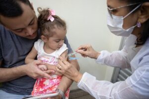 Leia mais sobre o artigo Prefeitura abre a vacinação contra influenza para toda a população a partir desta quinta