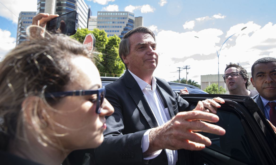 No momento, você está visualizando STF tira sigilo de operação de fraude em cartão de vacina de Bolsonaro
