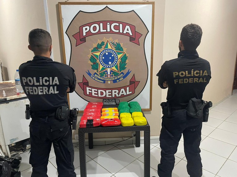 No momento, você está visualizando PF apreende 21,5 kg de cocaína no interior do Amazonas