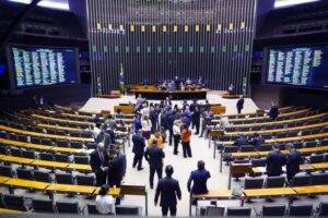 Leia mais sobre o artigo Relator do projeto das fakes news pede retirada de pauta