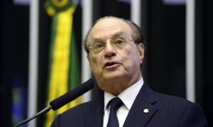 Leia mais sobre o artigo Supremo extingue pena do ex-deputado Paulo Maluf