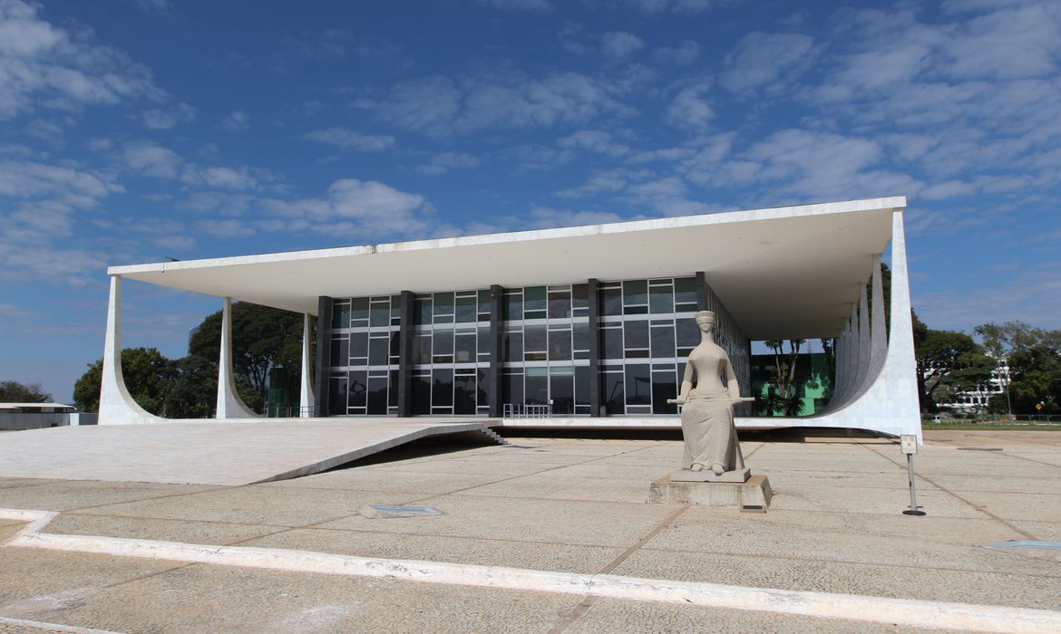No momento, você está visualizando STF adia julgamento sobre descriminalização do porte de drogas