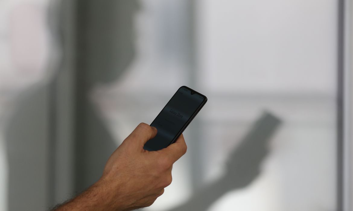 No momento, você está visualizando Maioria dos que acessam internet via celular não checa informações
