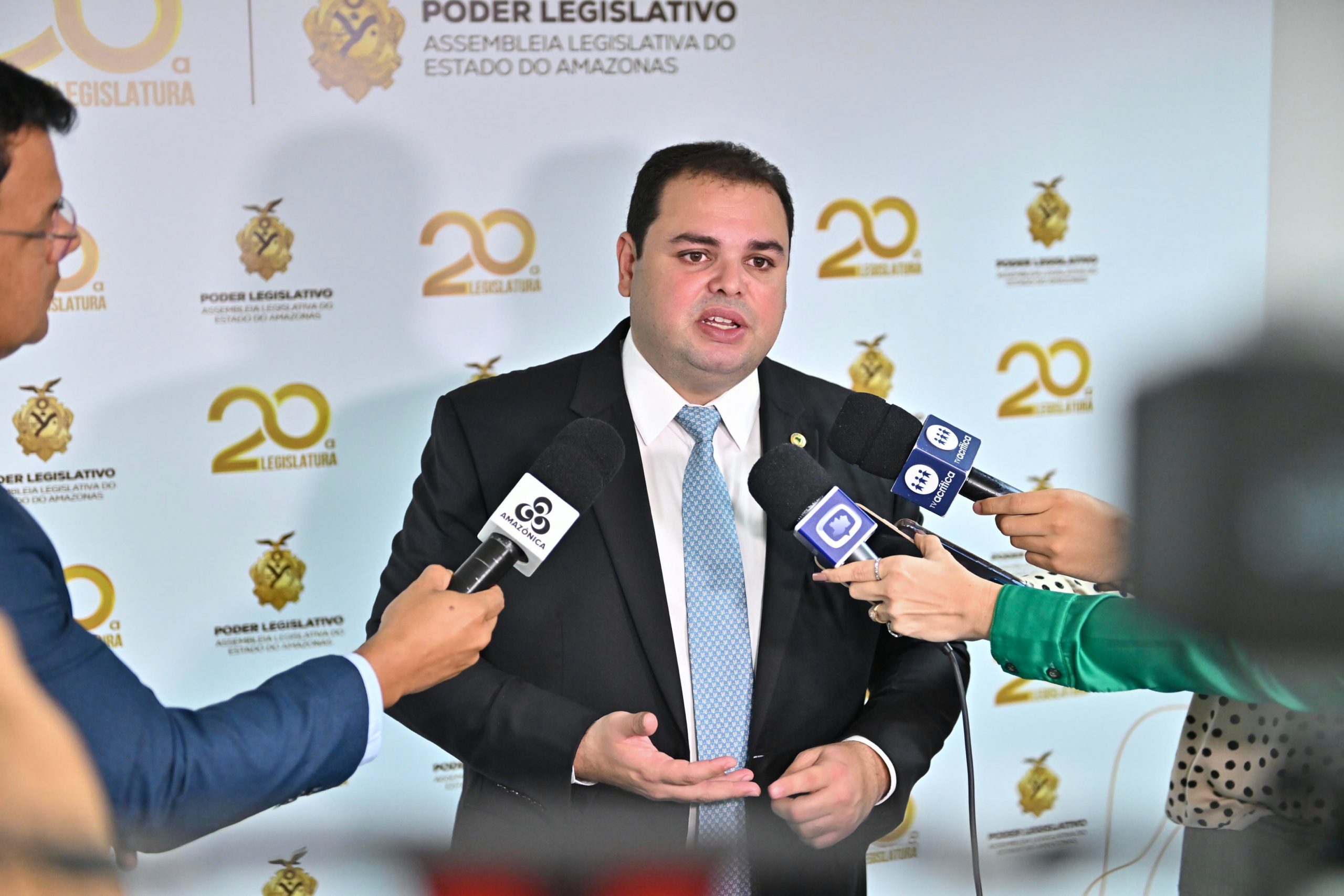No momento, você está visualizando Leis de Roberto Cidade ampliam atenção para pacientes portadores de doenças raras