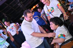 Leia mais sobre o artigo Aleam aprova lei de Roberto Cidade que regulamenta atendimento prioritário para pessoas com Espectro Autista