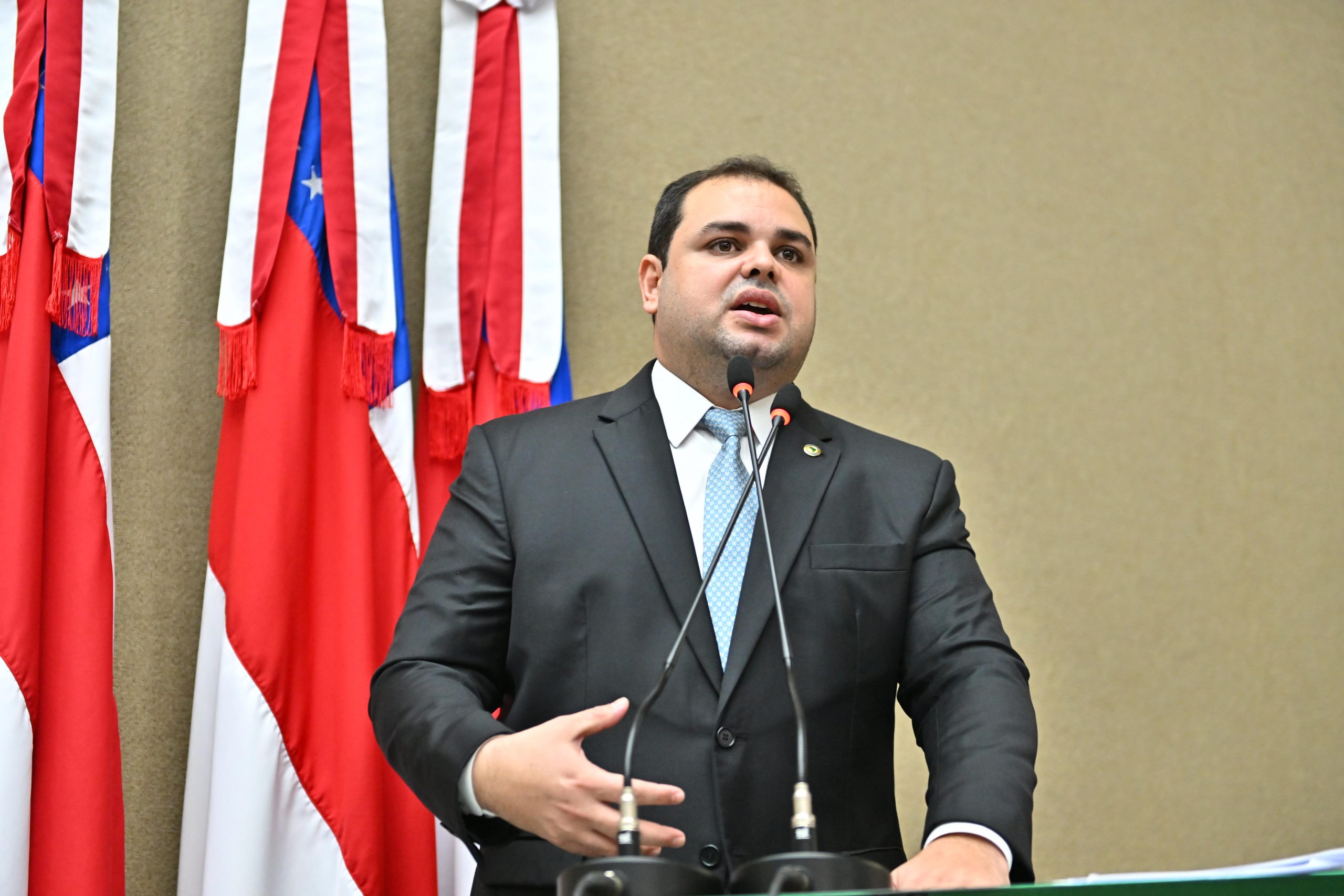 No momento, você está visualizando Em atenção a requerimento de Roberto Cidade, agricultores de Santo Antônio do Matupi devem ser beneficiados pelo Governo do Estado