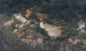 Leia mais sobre o artigo Voos clandestinos em terra yanomami caem 90% após operação especial
