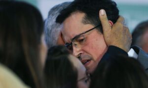 Leia mais sobre o artigo Placar é de 5 a 2 para confirmar Hauly na vaga de Deltan na Câmara