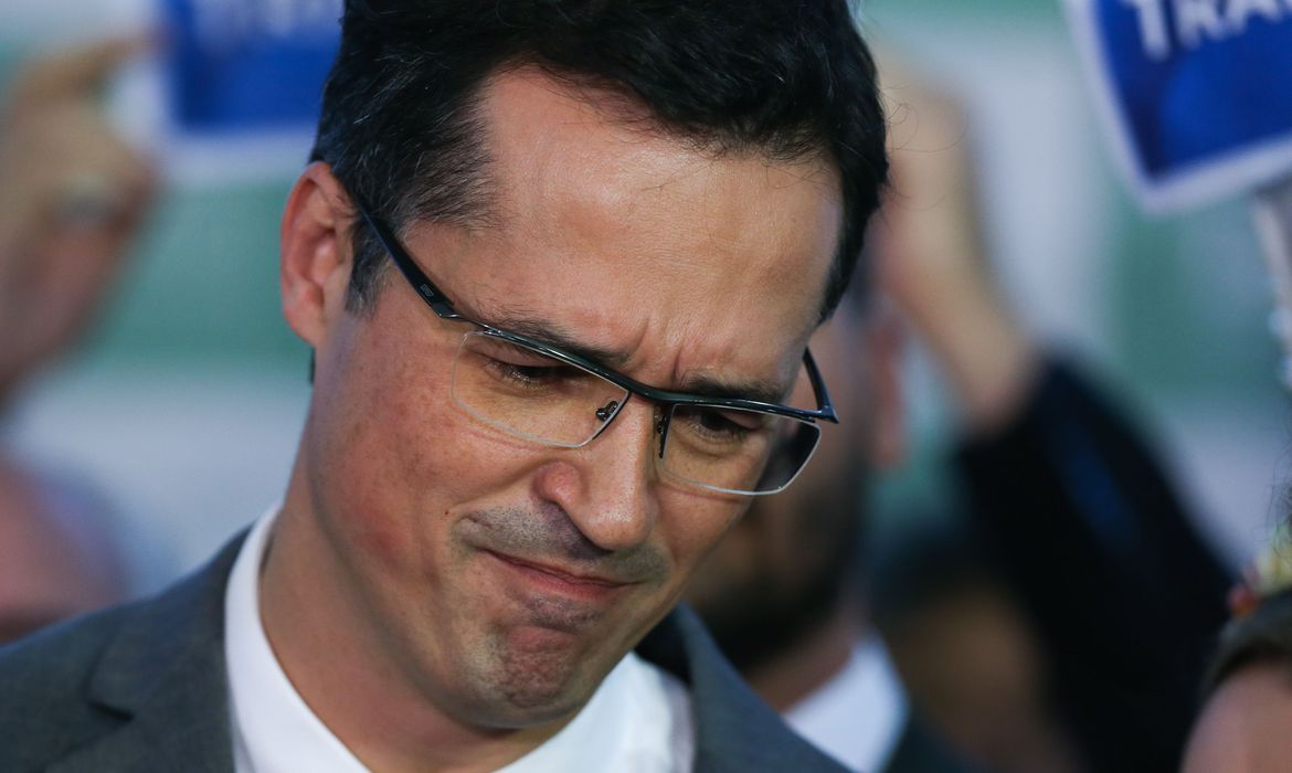 No momento, você está visualizando Câmara confirma decisão do TSE e cassa mandato de Deltan