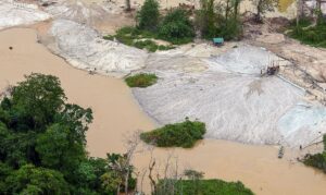 Leia mais sobre o artigo Garimpo de ouro na Amazônia cresceu mais de 90% em oito anos